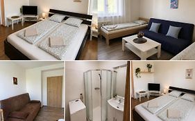Zarohem 2 Bedrooms Apartment In Center With Balcony